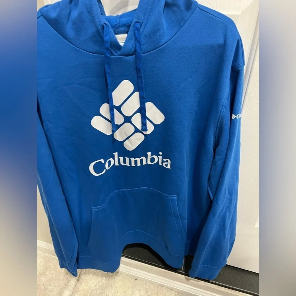 Columbia hoodie sweater